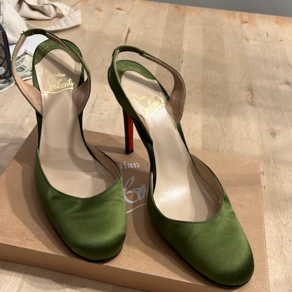 Realy nice green Christian Louboutin